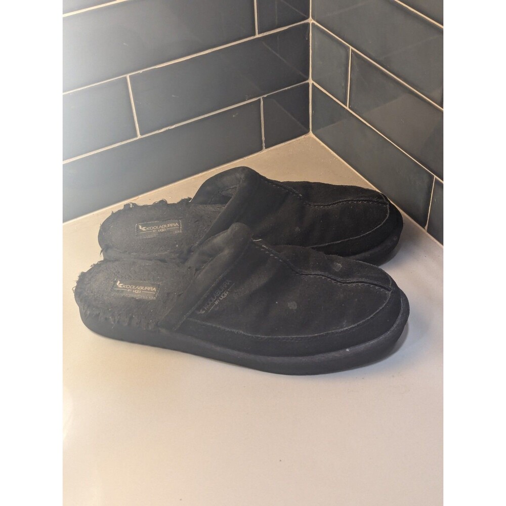 NEW Koolaburra by UGG Men’s Bordon Black Suede Slippers Slip-on SZ 12 Read